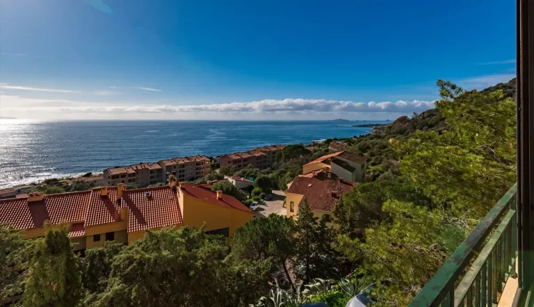 Résidence les crêtes - Les Arbousiers 1, , Ajaccio,  Corse du sud 20000 France